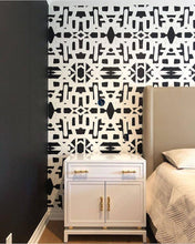 Load image into Gallery viewer, 82113 Black White Inverse Alta Wallcovering