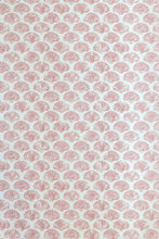 Load image into Gallery viewer, Scallop Shell - Red Wallcovering