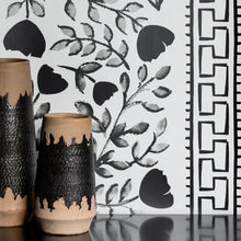Load image into Gallery viewer, Daphne (Black) Wallpaper