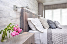 Load image into Gallery viewer, Traverse Vecktor Wallcovering