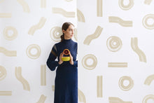 Load image into Gallery viewer, Maxi - Champagne on Cream Wallcovering
