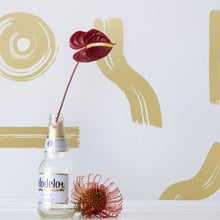 Load image into Gallery viewer, Maxi - Gold on Cream Wallcovering