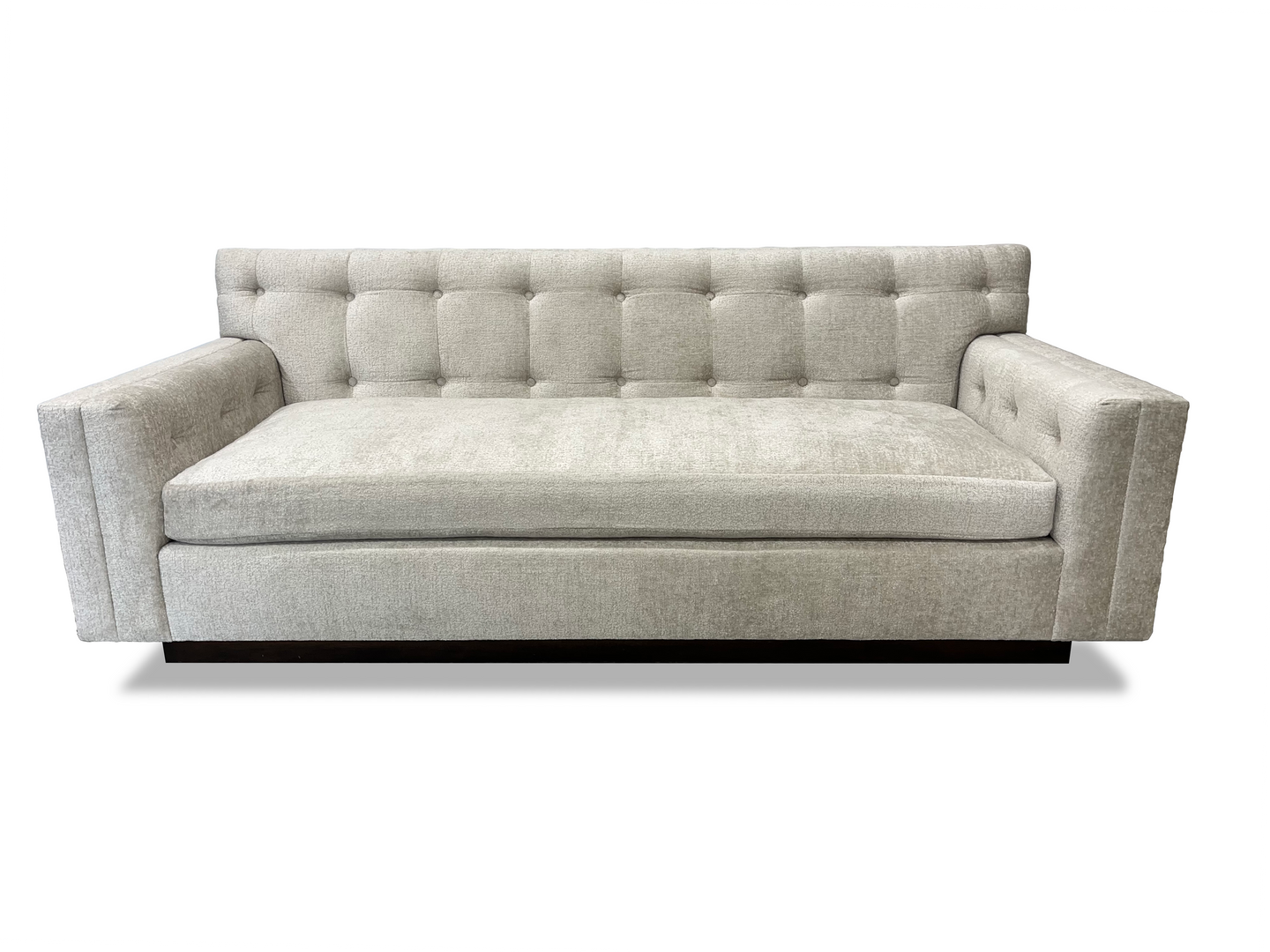 Clint | Showroom Sample