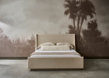 Load image into Gallery viewer, Lily | Showroom Sample