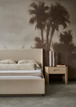Load image into Gallery viewer, Lily | Showroom Sample