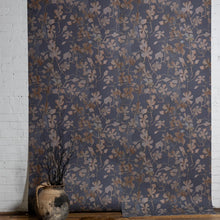 Load image into Gallery viewer, Vinca Black Lavender