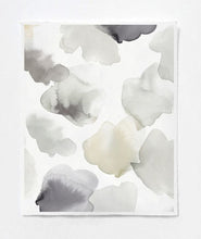 Load image into Gallery viewer, Petals Pressed Sage Wallpaper