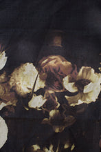 Load image into Gallery viewer, Creamy Dark Fabric