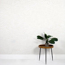 Load image into Gallery viewer, Nairobi Ivory Wallcovering