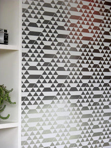 Teepee White Silver Wallcovering