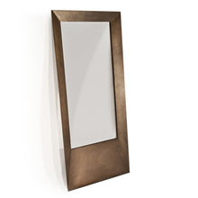 Load image into Gallery viewer, Winston