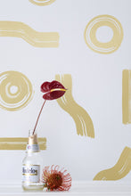 Load image into Gallery viewer, Maxi - Gold on Cream Wallcovering