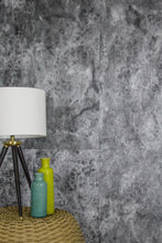 Load image into Gallery viewer, Velino Cavalli Wallcovering