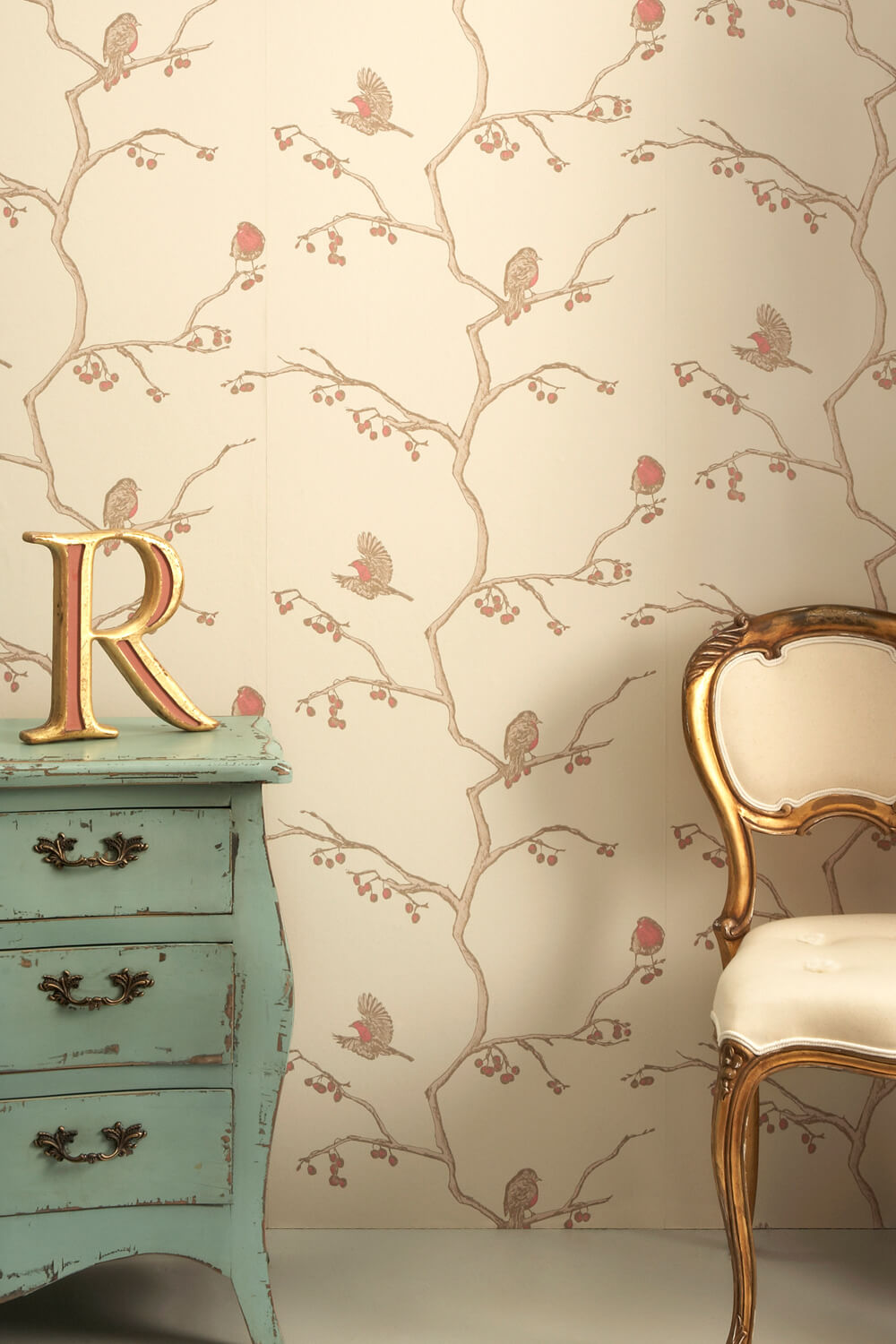 The English Robin - Parchment Wallcovering